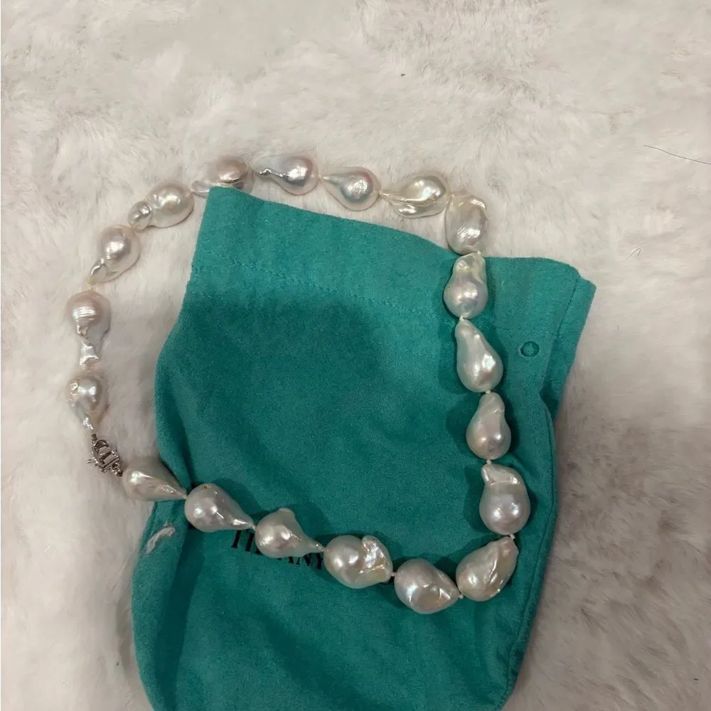 Tiffany & Co. Iridescent White Pearl Necklace - Picture 2 of 5